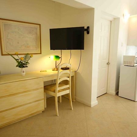 Cattleya Luxury Suites Kingston Zewnętrze zdjęcie