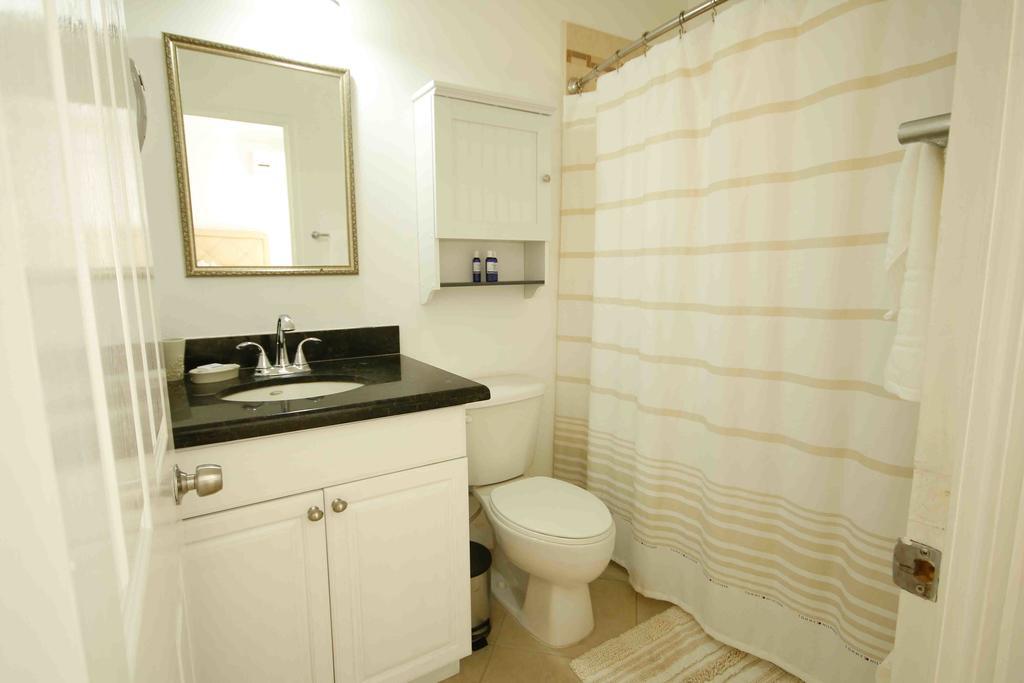 Cattleya Luxury Suites Kingston Zewnętrze zdjęcie